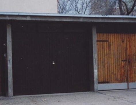 III. kerületi garázs, az Unix-Trade Kft. első raktára (1991.)